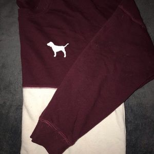 PINK White and Garnet Long Sleeve Size Medium